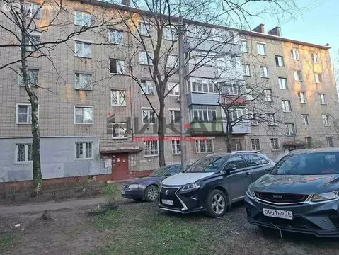 3-комнатная квартира: Ярославль, улица Нефтяников, 11 (51.3 м)