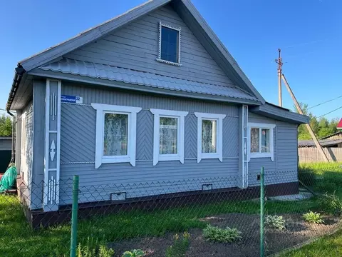 Дом в Ленинградская область, Тихвинское городское поселение, д. ...