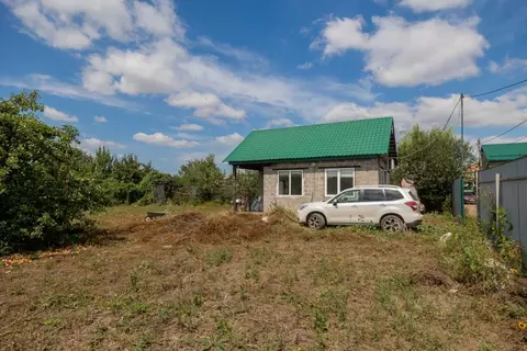 Дом в Оренбургская область, Оренбургский район, Нежинский сельсовет, ...