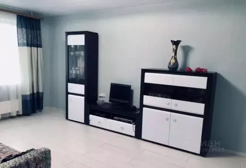 2-к кв. Татарстан, Казань ул. Липатова, 15а (58.0 м)