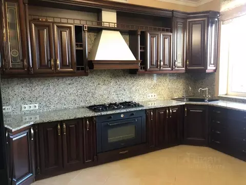 Дом в Краснодарский край, Краснодар ул. Кадетская, 3 (232 м)