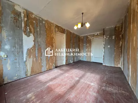 3-к кв. Ленинградская область, Тосненский район, Красный Бор городской ...