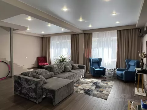 Дом в Крым, Симферопольский район, с. Мирное пер. Железнодорожный (311 ...