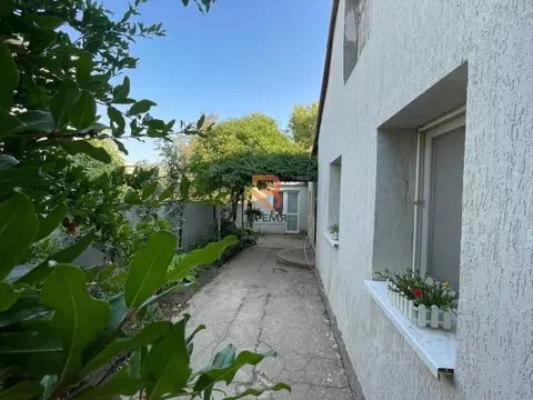 Дом в Крым, Бахчисарайский район, с. Вилино ул. Ленина (82 м)