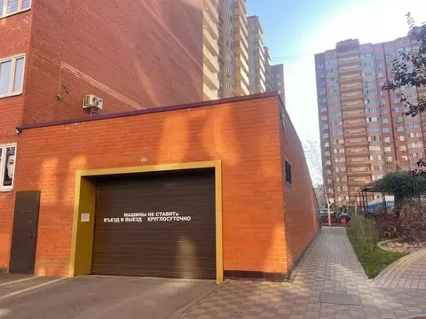 Гараж в Краснодарский край, Краснодар ул. Имени Жлобы, 141 (17 м)