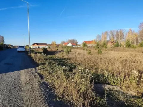 Участок в Тюменская область, Тюменский район, Новокаменский кп ул. ...