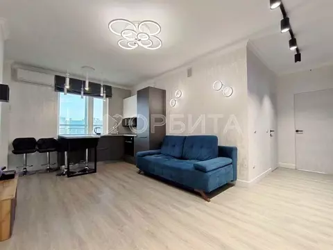 2-к кв. Тюменская область, Тюмень ул. Федюнинского, 64к1 (64.48 м)