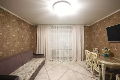 2-к кв. Ямало-Ненецкий АО, Новый Уренгой Надымская ул., 7 (56.6 м)