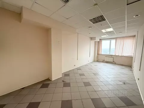 Офис в Свердловская область, Екатеринбург ул. Маневровая, 9 (27 м)