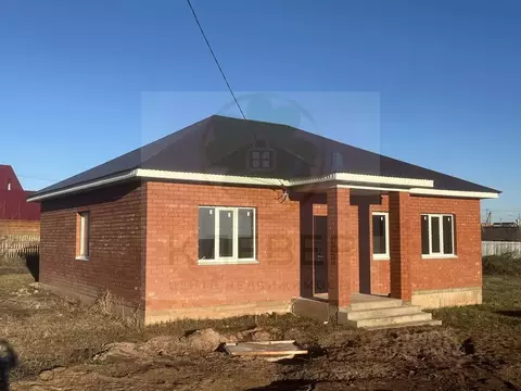 Дом в Башкортостан, Кушнаренковский сельсовет, с. Кушнаренково ул. ...