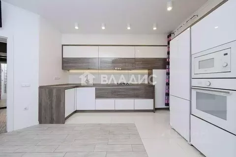 3-к кв. Калининградская область, Гурьевский муниципальный округ, пос. ...