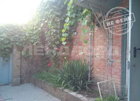 Дом в Ростовская область, Ростов-на-Дону Школьная ул. (100 м)