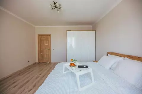 1-к кв. Крым, Симферополь ул. Тургенева, 14А (73.0 м)