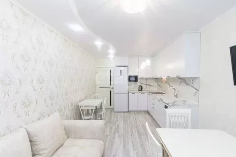 2-к кв. Тюменская область, Тюмень ул. Первооткрывателей, 6 (63.9 м)