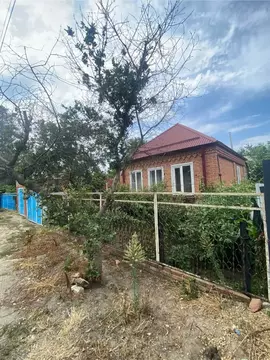 Дом в Краснодарский край, Усть-Лабинск ул. Шевченко (65 м)