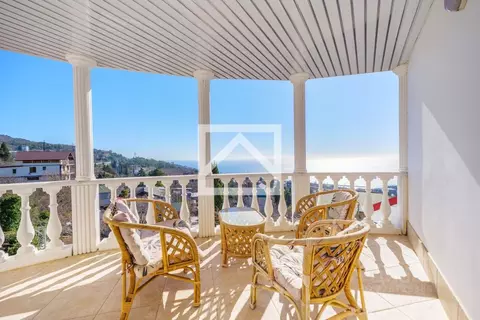 Дом в Крым, Ялта ш. Южнобережное, 21 (365 м)