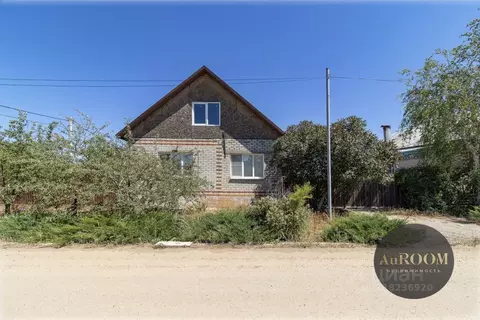 Дом в Волгоградская область, Волжский Погромное кв-л, ул. 70 лет ...