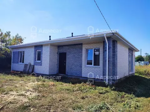 Дом в Волгоградская область, Краснослободск Среднеахтубинский район, ...