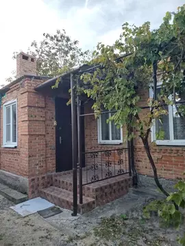 Дом в Ростовская область, Азовский район, Кагальницкое с/пос, с. ...