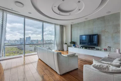 Квартира, 4 комнаты, 270 м