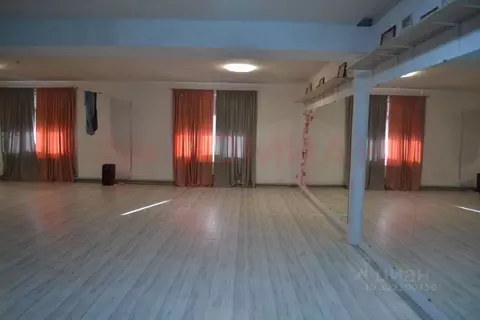 Помещение свободного назначения в Ростовская область, Волгодонск ул. ...