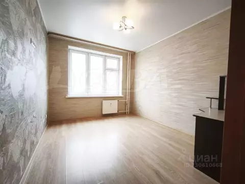2-к кв. Тюменская область, Тюмень ул. Александра Протозанова, 16 (62.0 ...