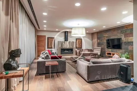 Коттедж в Московская область, Одинцовский городской округ, д. Бородки, ...