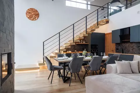 Дом в Московская область, Наро-Фоминский городской округ, д. Сырьево, ...