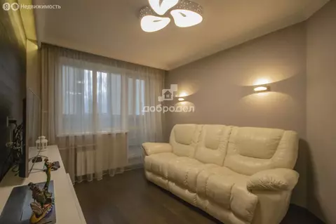 3-комнатная квартира: Екатеринбург, улица Авиаторов, 12 (58.8 м)