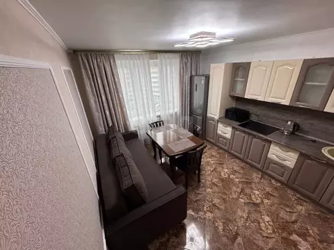 1-к кв. Тюменская область, Тюмень Кремлевская ул., 112к3 (42.0 м)