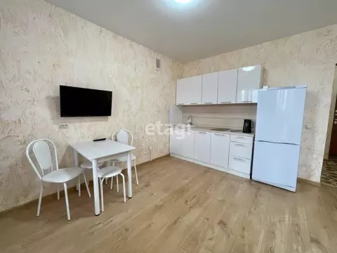 Студия Тюменская область, Тюмень ул. Беляева, 33к2 (30.0 м)