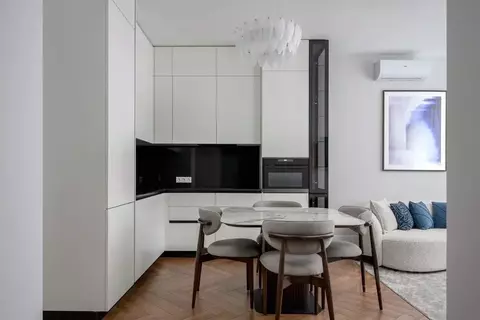 3-к кв. Москва Сколковское ш., 40к3 (80.0 м)