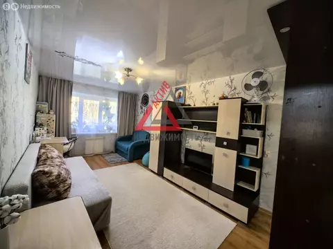 1-комнатная квартира: Каменск-Уральский, улица Шестакова, 38 (29.9 м)