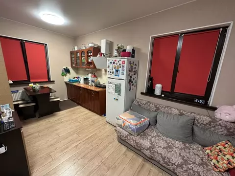 Дом в Крым, Симферопольский район, Молодежное пгт ул. Мира (25 м)