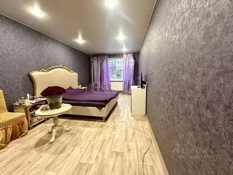 3-к кв. Санкт-Петербург просп. Юрия Гагарина, 48к2 (90.0 м)