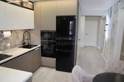 3-к кв. Тюменская область, Тюмень ул. Анатолия Клиндюка, 3 (82.0 м)