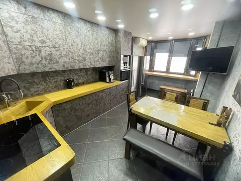 2-к кв. Московская область, Щелково ул. Чкаловская, 10 (74.0 м)