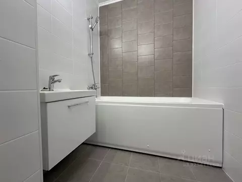 2-к кв. Санкт-Петербург ул. Пахомовская, 14к1 (50.7 м)