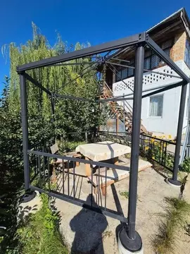 Дом в Самарская область, Ставропольский район, Севрюкаево с/пос, с. ...