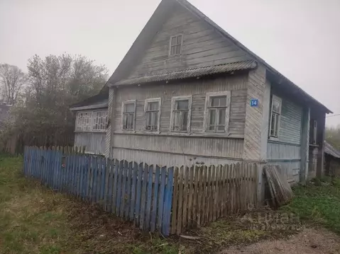 Дом в Новгородская область, Батецкий муниципальный округ, д. Черное  ...