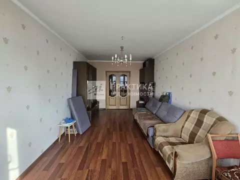 Продается 3-комнатная квартира