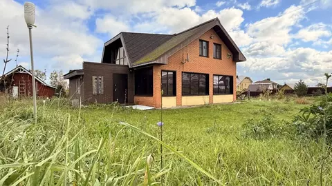 Коттедж в Кировская область, Киров ул. Героев Чернобыльцев, 4 (182 м)