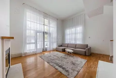 5-к кв. Москва Береговая ул., 3 (215.0 м)