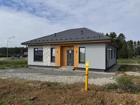 Дом в Свердловская область, Белоярский муниципальный округ, пос. ...