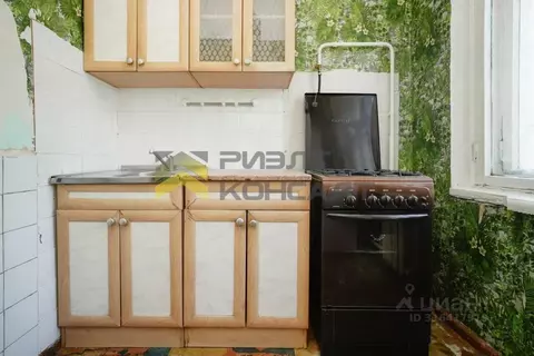 2-к кв. Омская область, Омск ул. Малиновского, 11 (40.0 м)