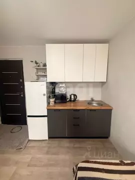 Комната Омская область, Омск Радуга мкр, ул. 11-я Чередовая, 5А (11.1 ...