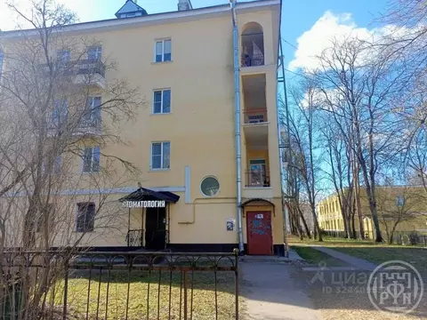 2-к кв. Ленинградская область, Кировск ул. Победы, 1 (28.7 м)