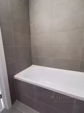 1-к кв. Оренбургская область, Оренбург ул. Юркина, 6 (61.11 м)