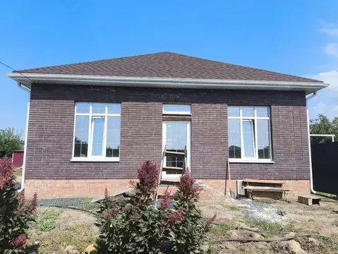 Дом в Ростовская область, Неклиновский район, с. Новобессергеневка ...