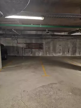 Гараж в Санкт-Петербург ул. Парфеновская, 9к1 (13 м)